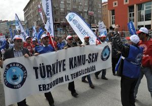 Kamu Sen Mitinte buluştu